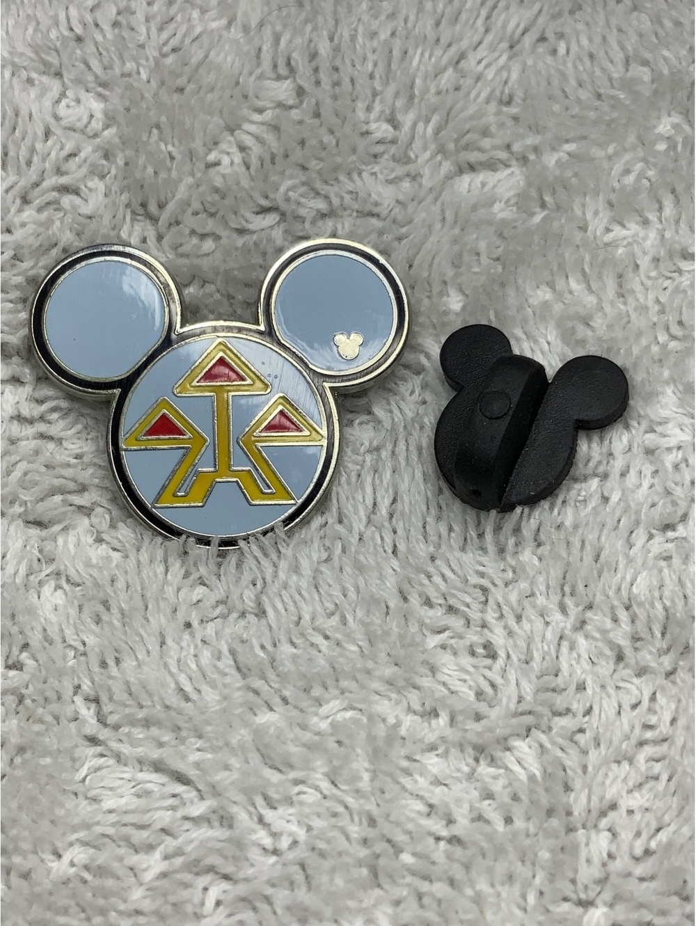 Disney Wilderness Lodge Hidden Mickey Fun Icon Trading Pin